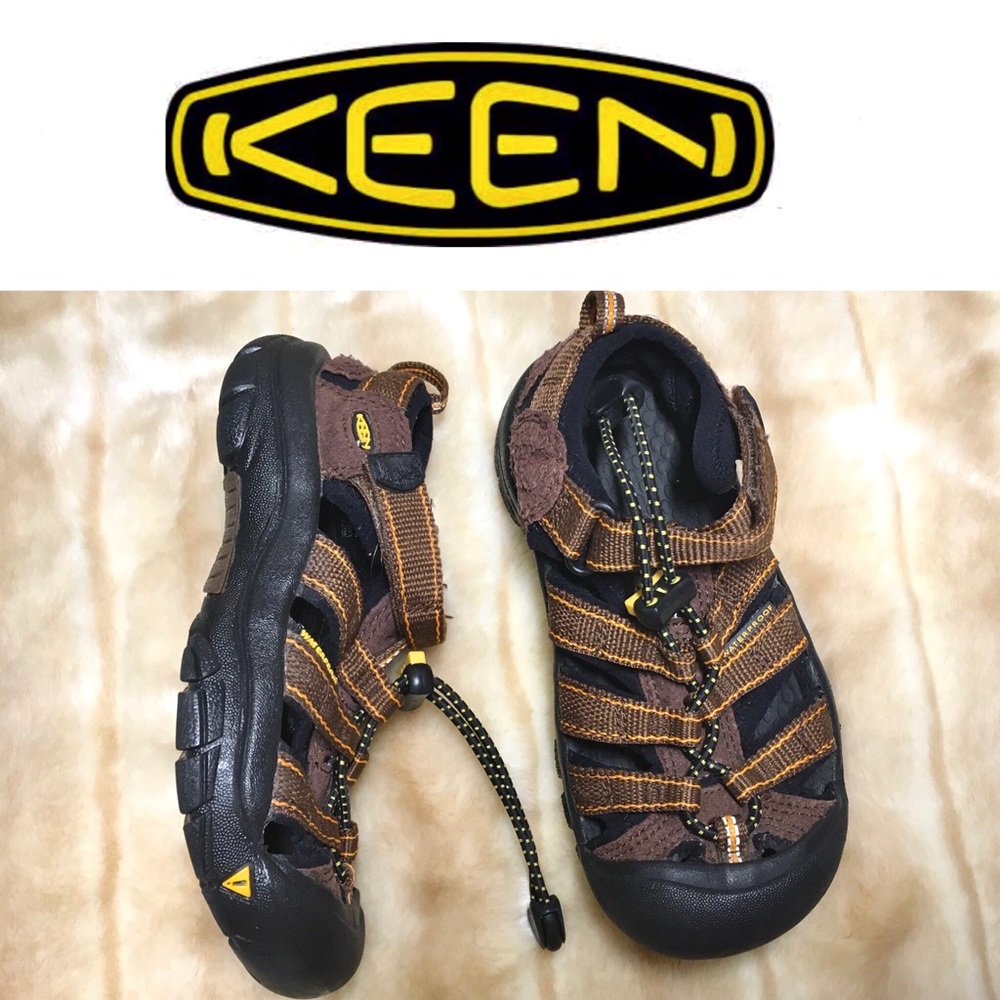 NWT! Keen waterproof brown sandals